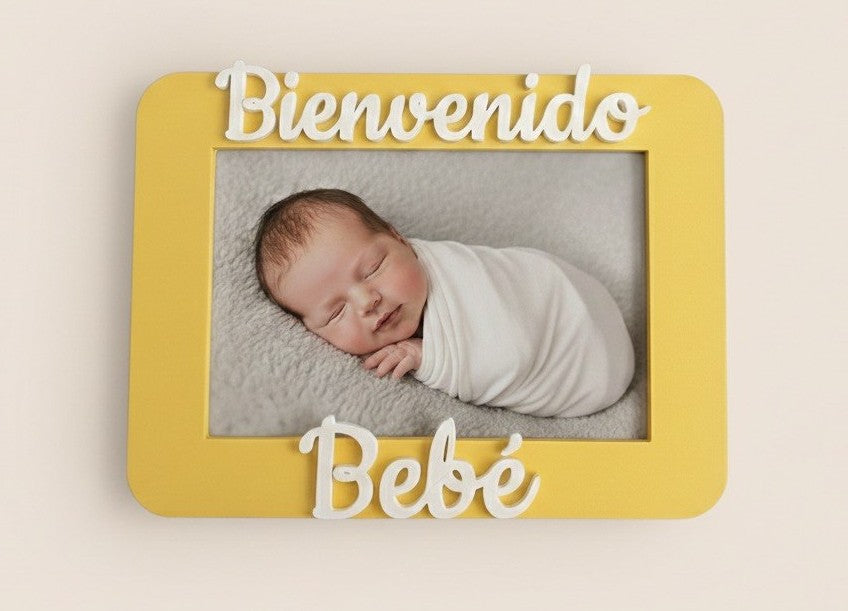 El marco de su primera foto