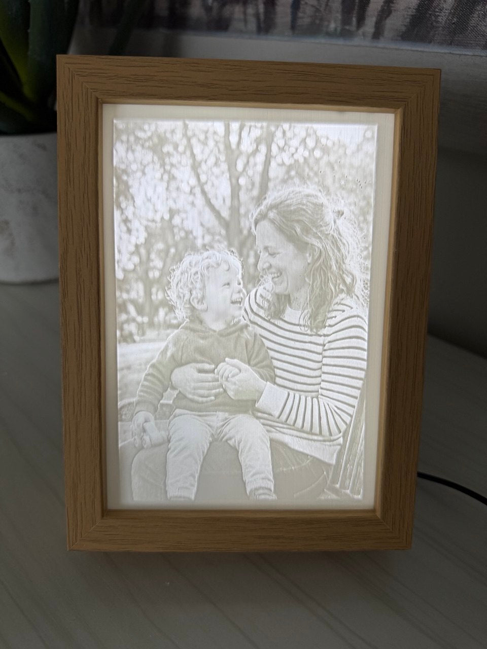 Marco litofanía con luz LED personalizado con foto – regalo único